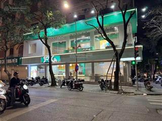 Cho thuê nhà mp láng hạ 700m mt 15m siêu khủng vị trí vàng kinh doanh mọi mô hình hiếm có khó tìm