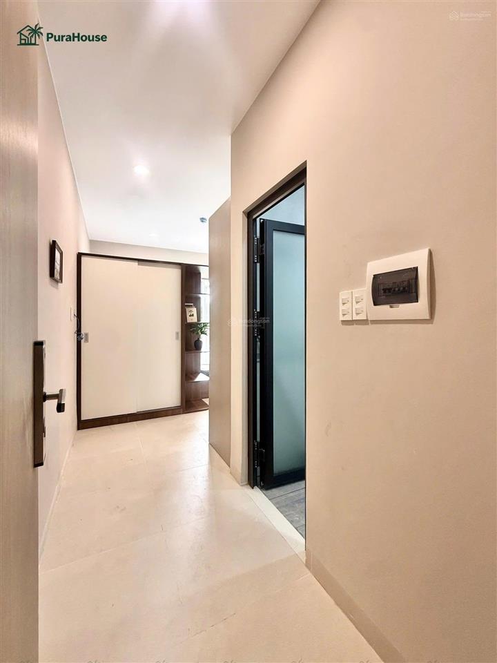 Studio ban công đón gió thoáng  full nội thất  máy giặt riêng  đảo kim cương  quận 2