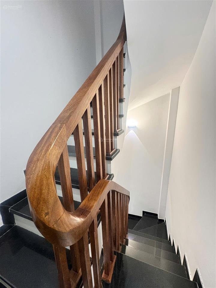 Chính chủ bán nhà mặt phố đội cấn, ba đình, hà nội, diện tích 50m2, giá siêu hời chỉ 21 tỷ