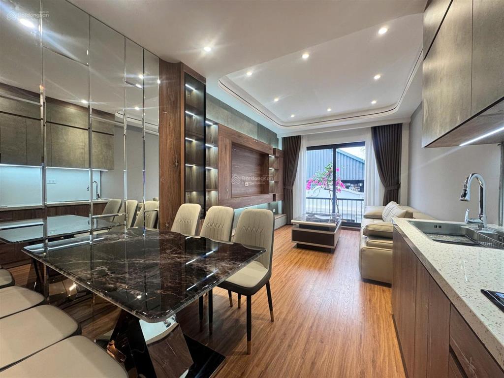 Chính chủ bán nhà mặt phố đội cấn, ba đình, hà nội, diện tích 50m2, giá siêu hời chỉ 21 tỷ