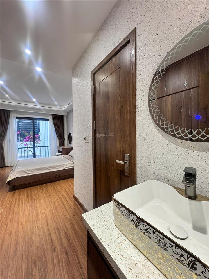 Chính chủ bán nhà mặt phố đội cấn, ba đình, hà nội, diện tích 50m2, giá siêu hời chỉ 21 tỷ