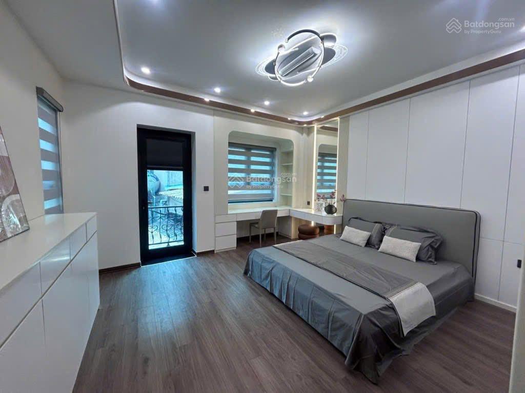 Chính chủ bán nhà mặt phố đội cấn, ba đình, hà nội, diện tích 50m2, giá siêu hời chỉ 21 tỷ