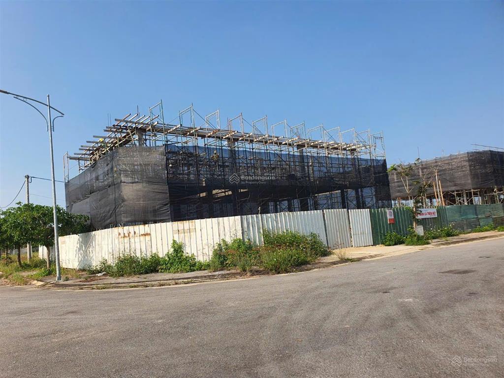 Trong bán kính 10km từ trung tâm quảng ngãi. đầu tư đất nền vsip đón hướng dòng tiền về đây.