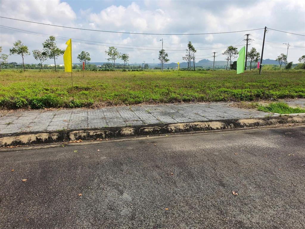 05 công trình giao thông giúp nhà đầu tư yên tâm mua đất tại khu dịch vụ hỗn hợp vsip quảng ngãi.