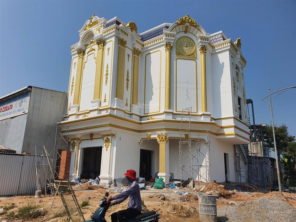 Bán lô đất vị trí block a  khu dvhh vsip quảng ngãi, gần khu vực kinh doanh đông đúc, giá tốt nhất
