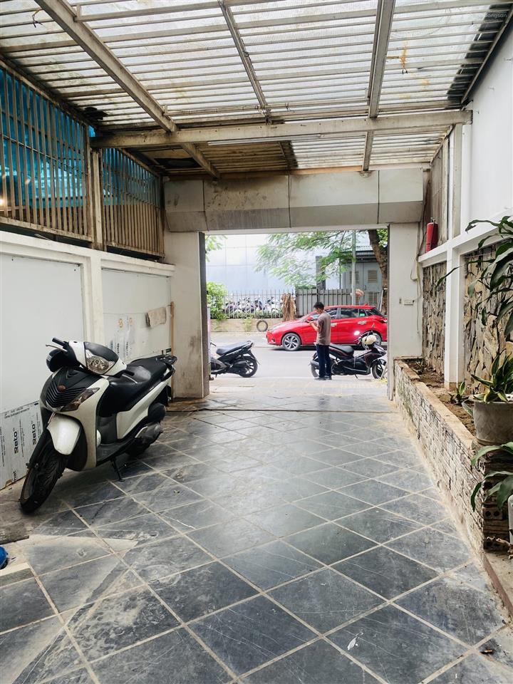 Cho thuê nhà mặt phố 2 tầng 120m2 khu phố văn phòng duy tân