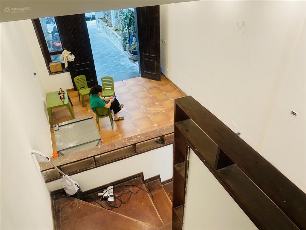 Cho thuê nhà mặt phố 2 tầng 120m2 khu phố văn phòng duy tân