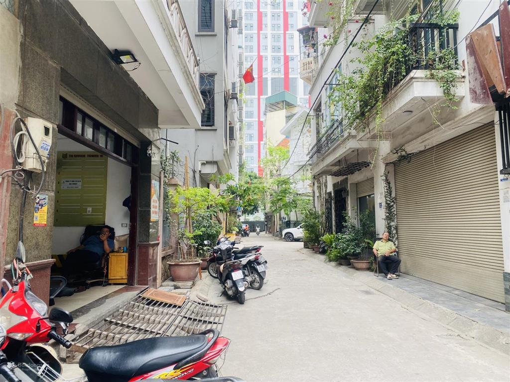 Cho thuê nhà mặt phố 2 tầng 120m2 khu phố văn phòng duy tân