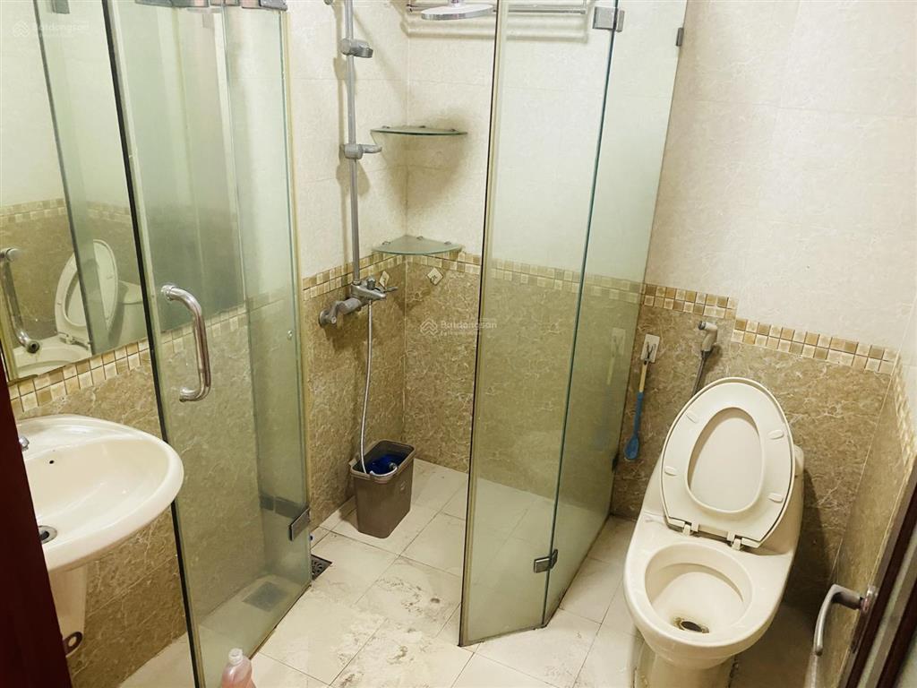 Cho thuê nhà mặt phố 2 tầng 120m2 khu phố văn phòng duy tân