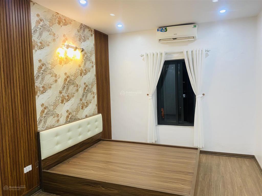 Chủ ngộp giảm sâu bán rẻ căn penthouse 2 tầng 95m2  3pn 2wc tập thể quân đội 120 hoàng quốc việt