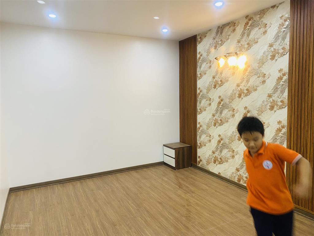Chủ ngộp giảm sâu bán rẻ căn penthouse 2 tầng 95m2  3pn 2wc tập thể quân đội 120 hoàng quốc việt