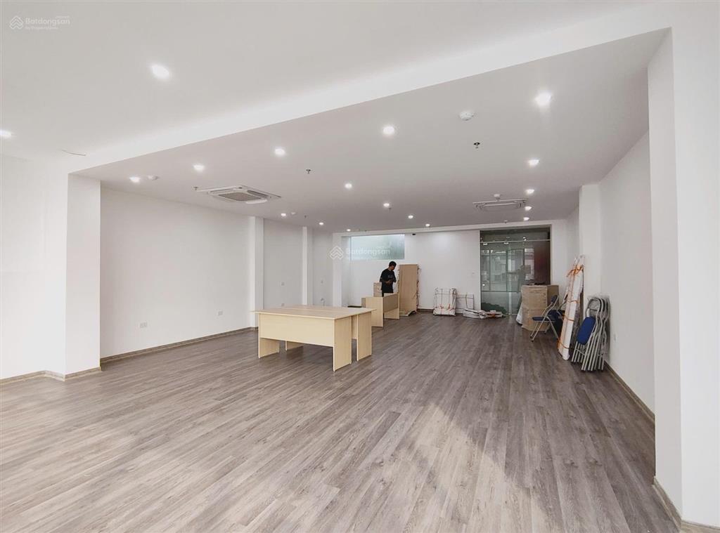 Cho thuê khai thác nguyên toà vp 10 tầng 188m2 mặt đường nguyễn hoàng, nam từ liêm
