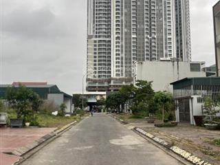 Bán đất tại phạm ngọc thạch, 25 tỷ, 137m2, đẹp, nhiều tiện ích