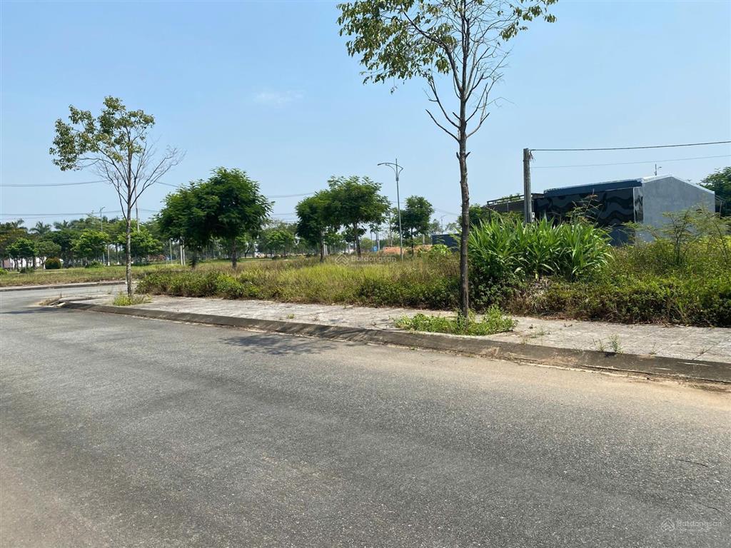 Bán lô đất vsip quảng ngãi 132m2 sổ hồng riêng, view quỹ đất giáo dục