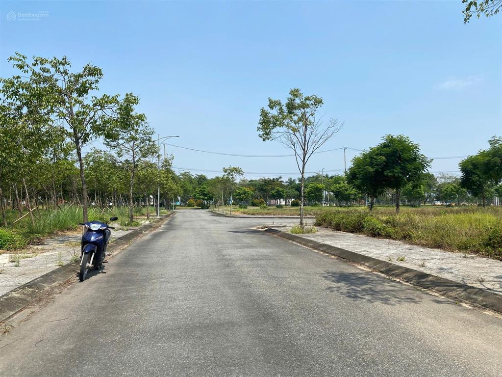 Bán lô đất vsip quảng ngãi 132m2 sổ hồng riêng, view quỹ đất giáo dục