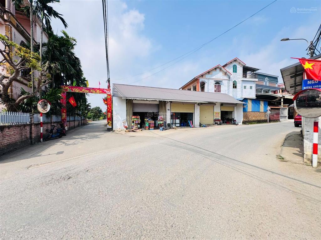 Chính chủ cần chuyển nhượng lô đất ở khu công nghệ cao hoà lạc, 100m2, pháp lý đầy đủ