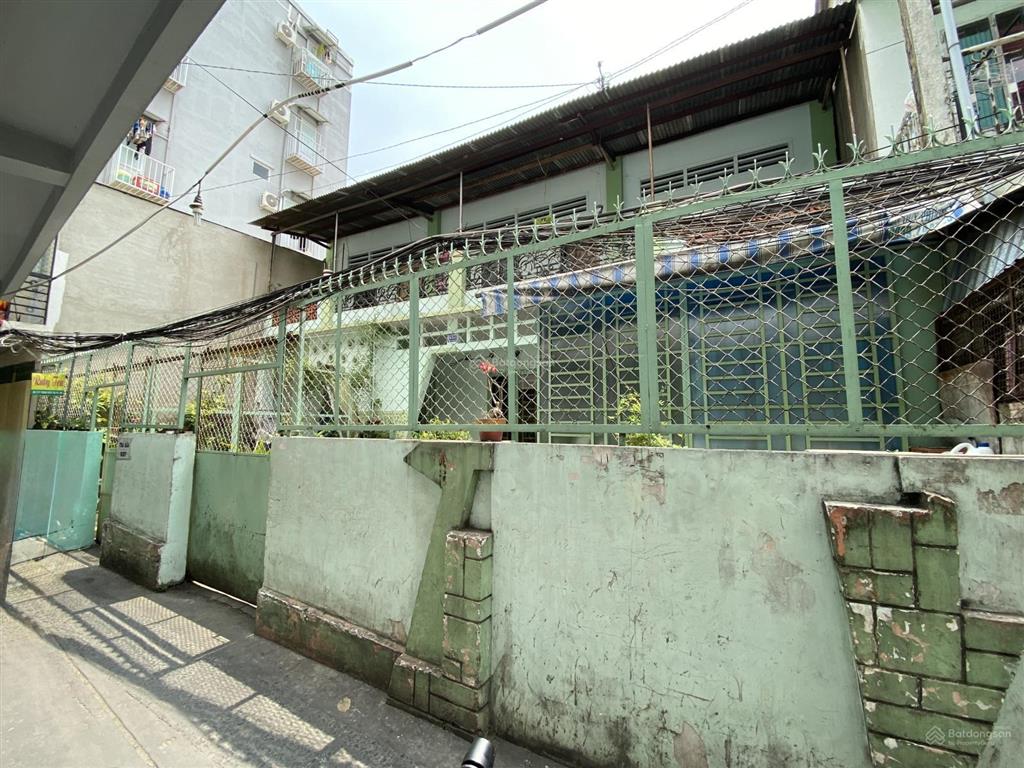Cần bán căn nhà diện tích lớn, vị trí vàng, khu vực trung tâm phường 2, quận 5, tp. hcm