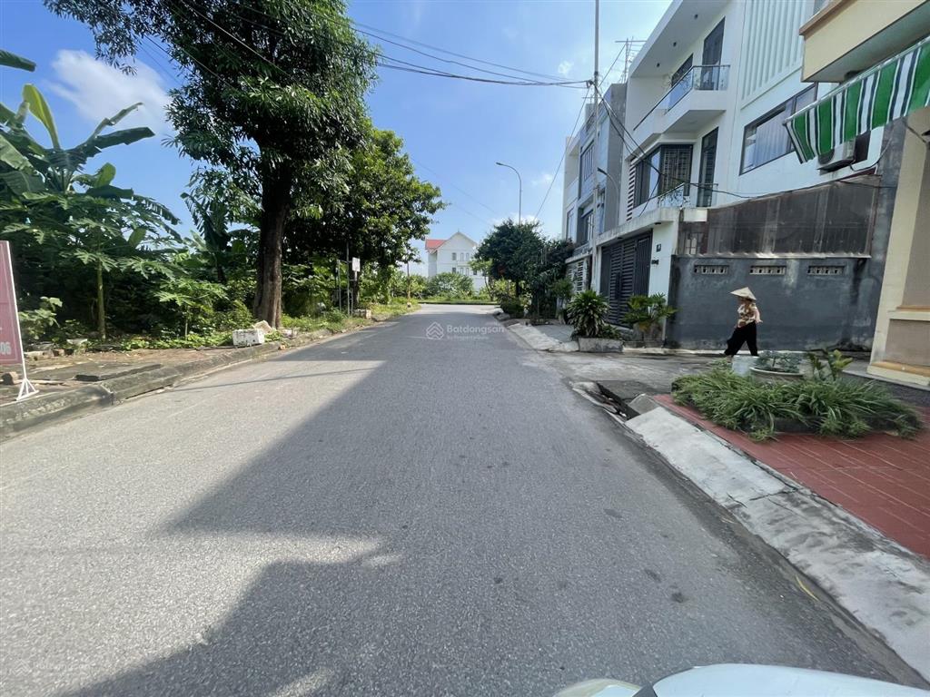 Chuyển nhượng 168m2 ngang 9m đất bìa đỏ cá nhân anh dũng 8  hưng đạo (dương kinh). giá 25tr/m2