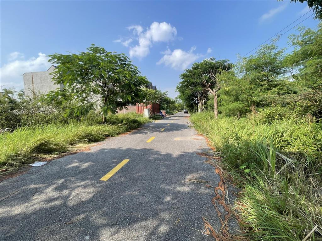 Chuyển nhượng lô góc 200m2 đất nền anh dũng 7  hưng đạo. vị trí đẹp  giá tốt!