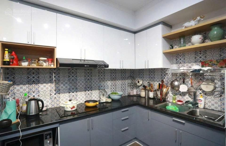 Chủ hạ giá cần bán gấp cc phúc yên 1, dt 86,9m2, 2pn2wc, giá 1 tỷ 650, nội thất chủ tặng, shr