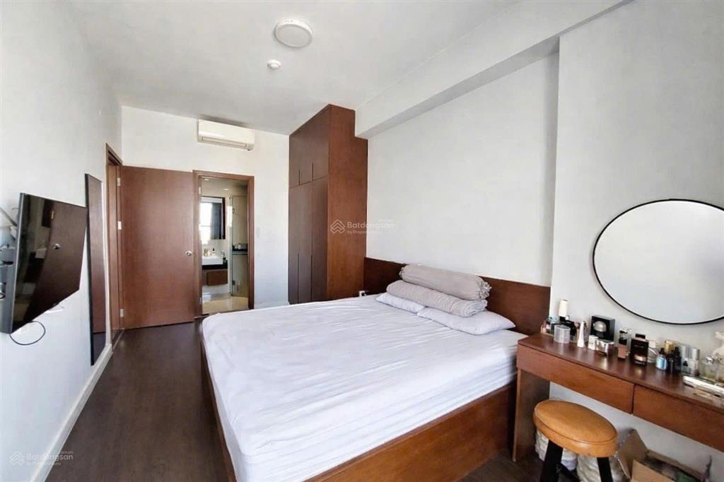 Chủ bán gấp ch an bình, q. tân phú, dt 72,2m2, 2pn2wc, giá 1 tỷ 650, nội thất để lại, shr