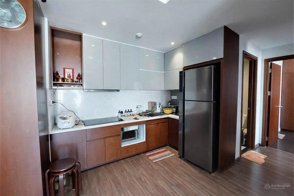 Chủ bán gấp ch an bình, q. tân phú, dt 72,2m2, 2pn2wc, giá 1 tỷ 650, nội thất để lại, shr