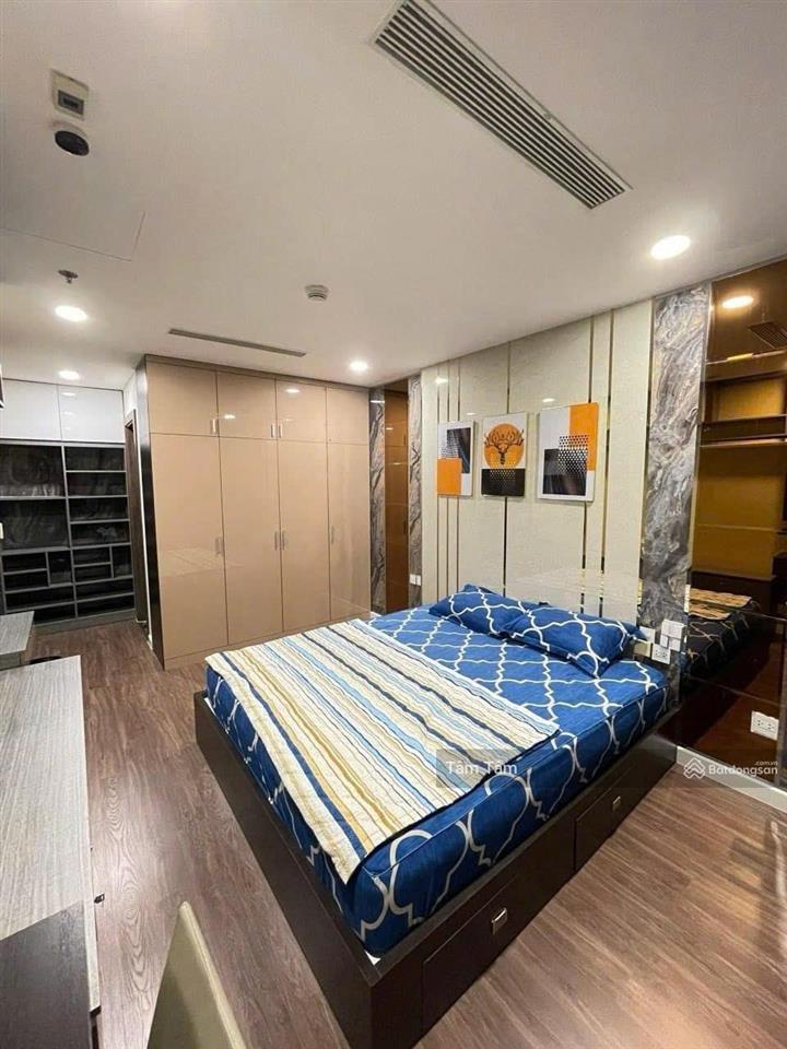 Cần bán gấp, giá cực mềm cc sacomreal, q. tân phú, dt 87m2, 2pn2wc, giá 1 tỷ 760, nội thất xịn, shr