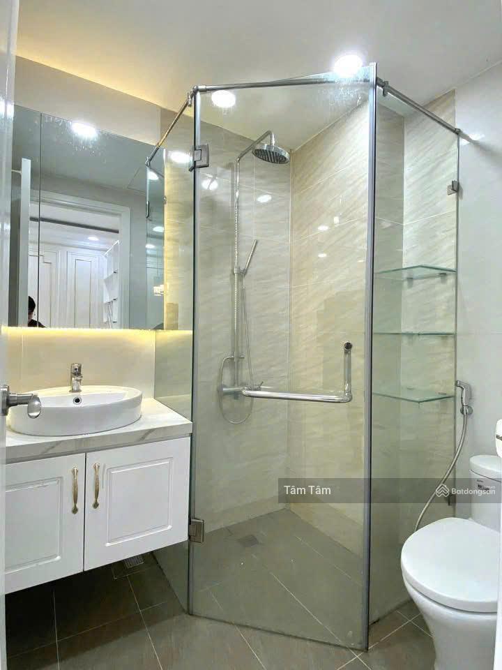 Cần bán gấp, giá cực mềm cc sacomreal, q. tân phú, dt 87m2, 2pn2wc, giá 1 tỷ 760, nội thất xịn, shr