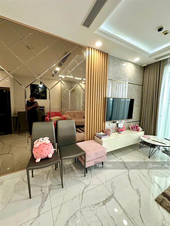 Bán gấp giá siêu mềm cho cc lucky palace, q6, dt 78m², 2pn2wc, giá 4 tỷ 790, kèm nội thất, shr
