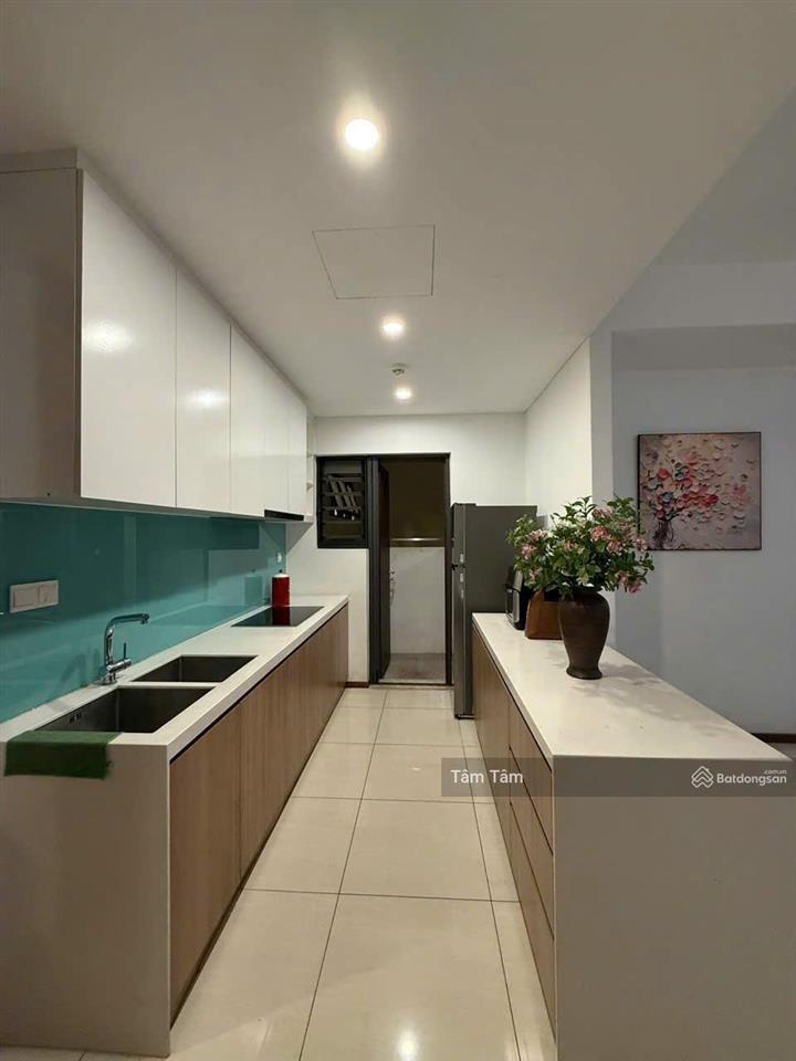 Chính chủ bán giá cực mềm ch ngọc khánh q. 5, dt 64m², 2pn2wc, để lại nội thất, shr