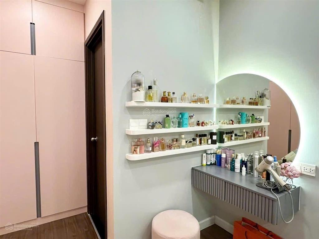 Hạ giá mạnh từ chính chủ bán cc richmond city, dt 73m², 2pn 2wc, để lại nội thất shr
