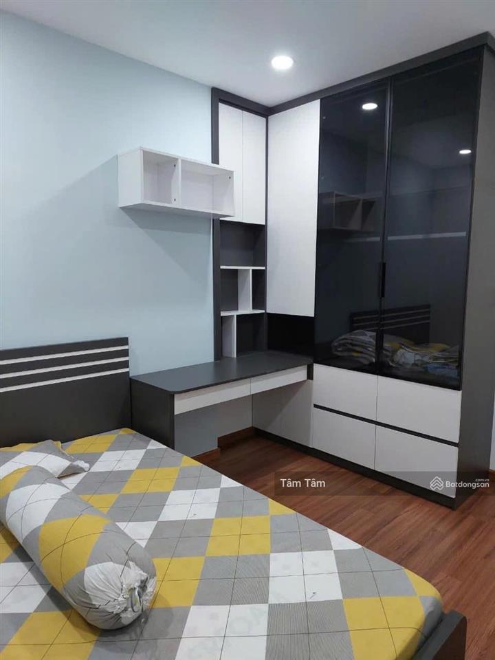 Cần bán gấp, giá cực mềm cc sacomreal, q. tân phú, dt 87m², 2pn 2wc, nội thất xịn, shr
