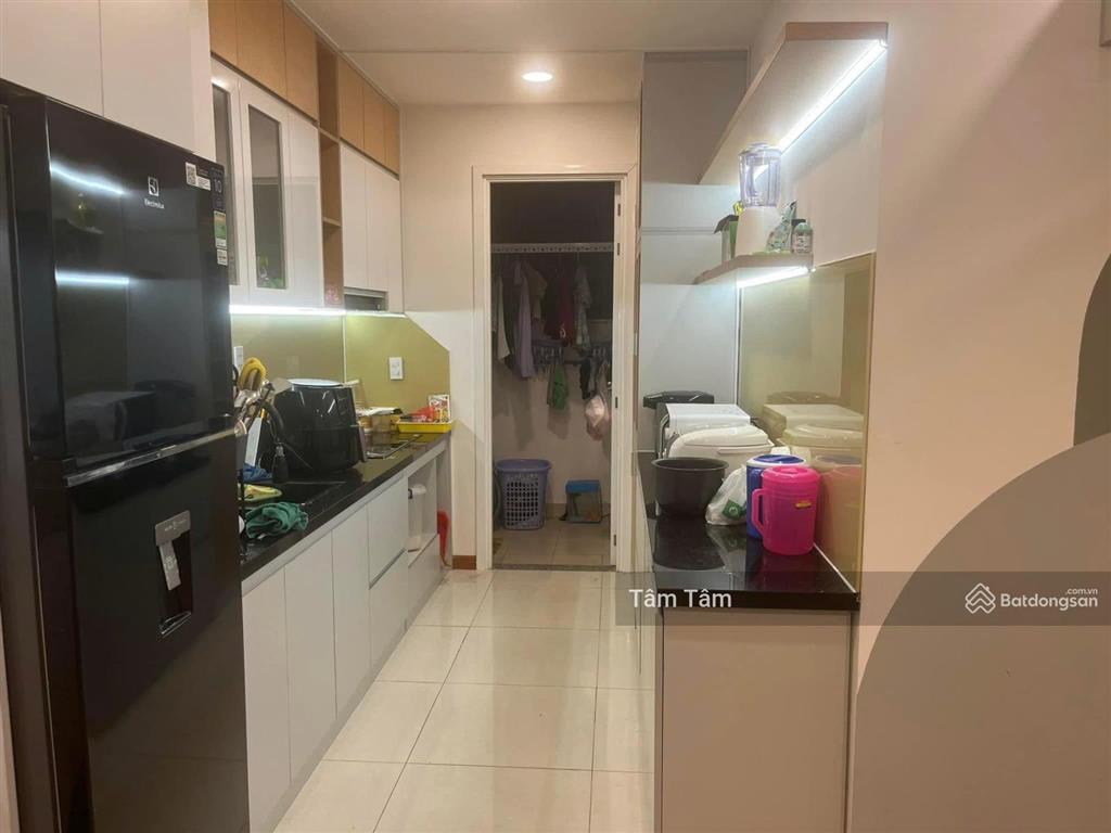 Cần bán gấp, giá cực mềm cc sacomreal, q. tân phú, dt 87m², 2pn 2wc, nội thất xịn, shr