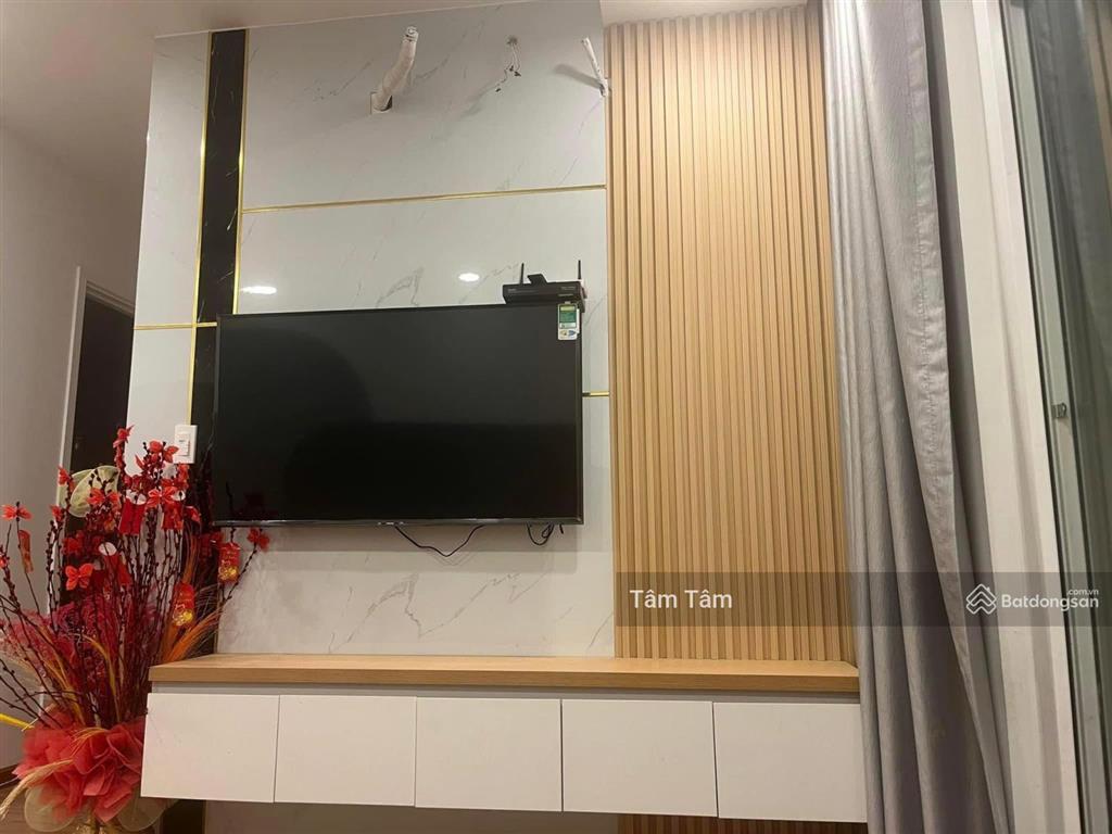Cần bán gấp, giá cực mềm cc sacomreal, q. tân phú, dt87m², 2pn2wc, giá 1 tỷ 880, nội thất xịn, shr