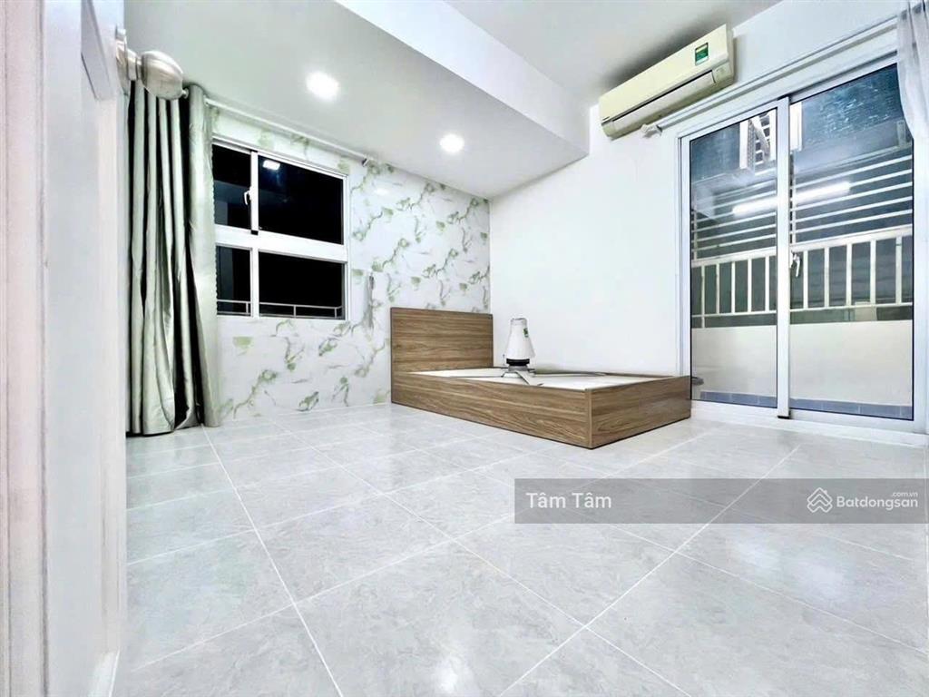 Gửi bán gấp từ chính chủ ch bàu cát 2 q.tân bình, dt72m2, 2pn2wc, giá 1 tỷ 770, nội thất cơ bản shr