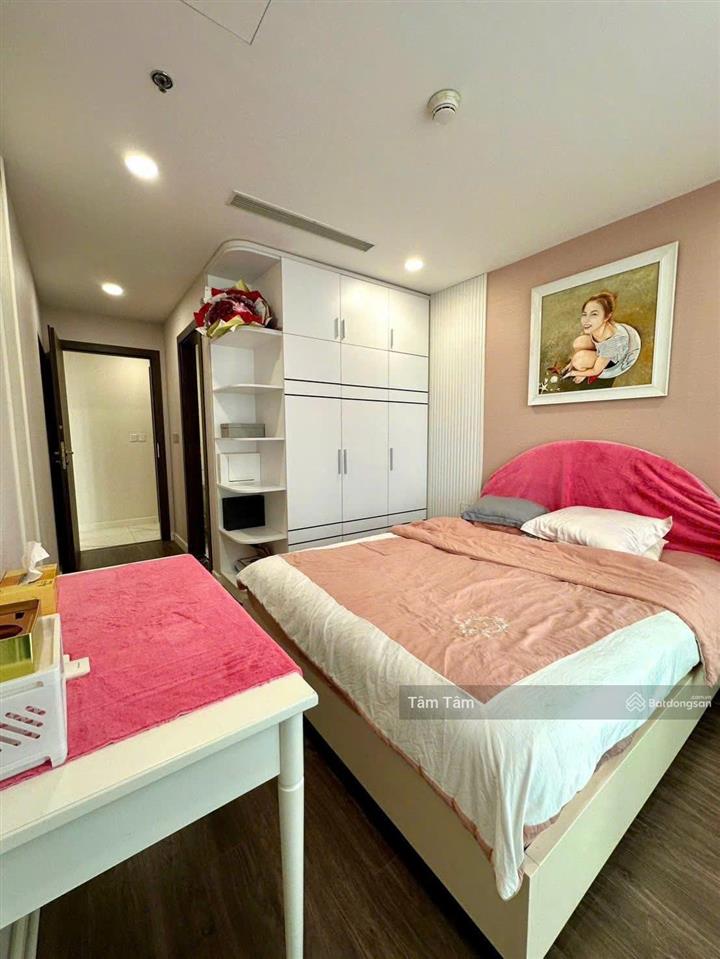 Bán gấp giá siêu mềm cho cc lucky palace, q6, dt 78m2, 2pn2wc, giá 2 tỷ 890, kèm nội thất, shr