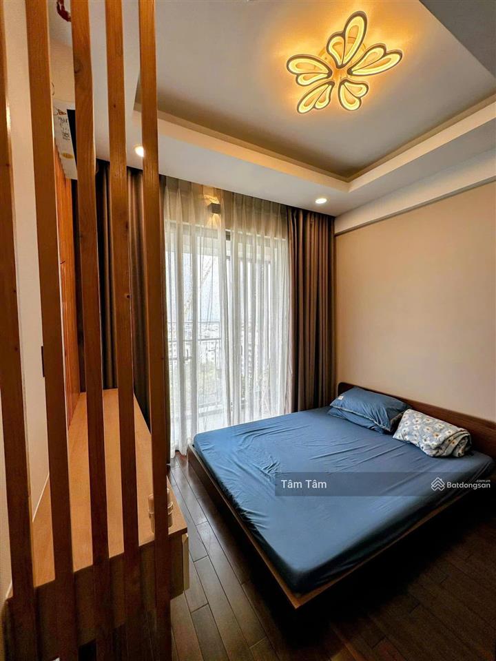 Gấp! chủ cần bán cc chánh hưng giai việt q8, dt 82m2, 2pn2wc, giá 2 tỷ 560, nội thất để lại, shr