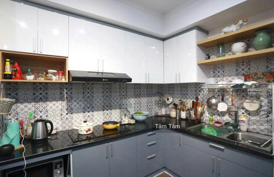 Chủ hạ giá cần bán gấp cc phúc yên 1, dt 86,9m2, 2pn2wc, nội thất chủ tặng, shr