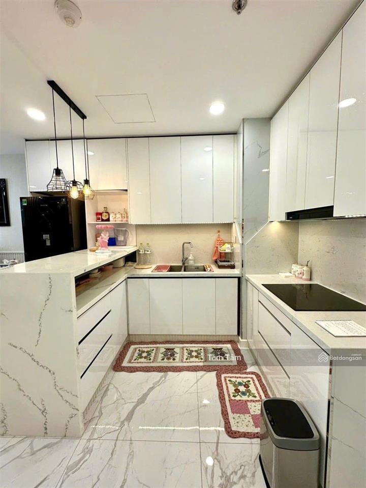Bán gấp giá siêu mềm cho cc lucky palace, q6, dt 78m2, 2pn 2wc, kèm nội thất, shr