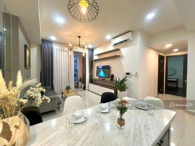 Chính chủ bán gấp ch the tresor, q. 4, dt 75m2, 2pn2wc, giá 3 tỷ 350, nội thất như hình, shr