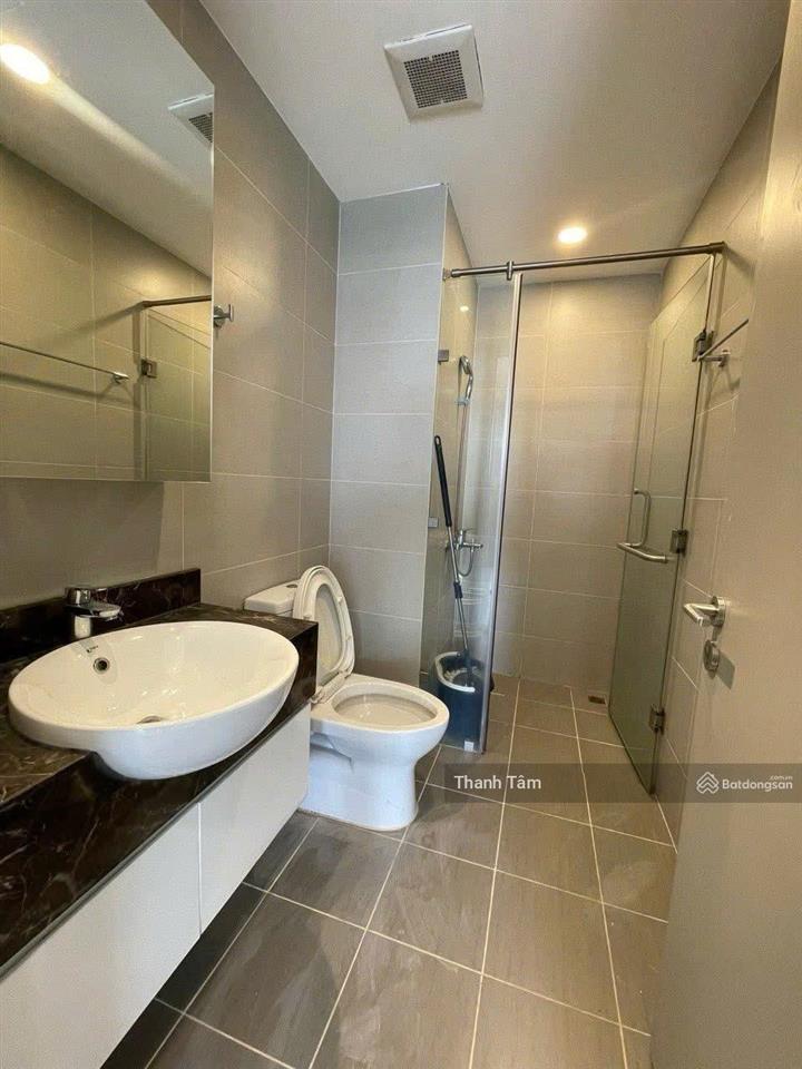 Chủ cần tiền bán gấp ch kim hồng fortuna, q.tân phú, dt80m2, 2pn2wc, giá 1 tỷ 770, có nội thất, shr