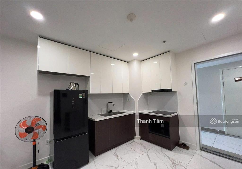 Chủ cần tiền bán gấp ch kim hồng fortuna, q.tân phú, dt80m2, 2pn2wc, giá 1 tỷ 770, có nội thất, shr