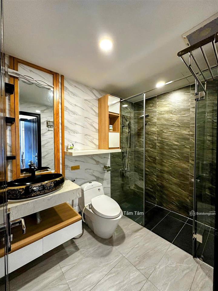 Gấp! chủ cần bán cc chánh hưng giai việt q8, dt 82m2, 2pn2wc, nội thất để lại, shr