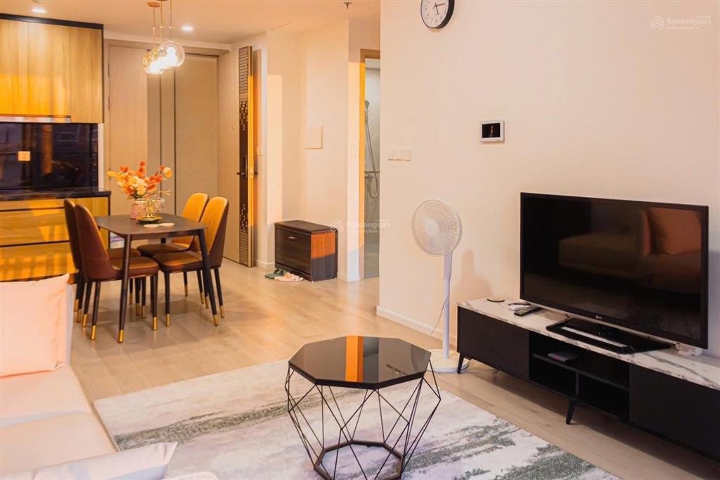 * giá hiếm nhất lumière chỉ 3,55 tỷ sở hữu ngay căn 1pn full nội thất! 54m2
