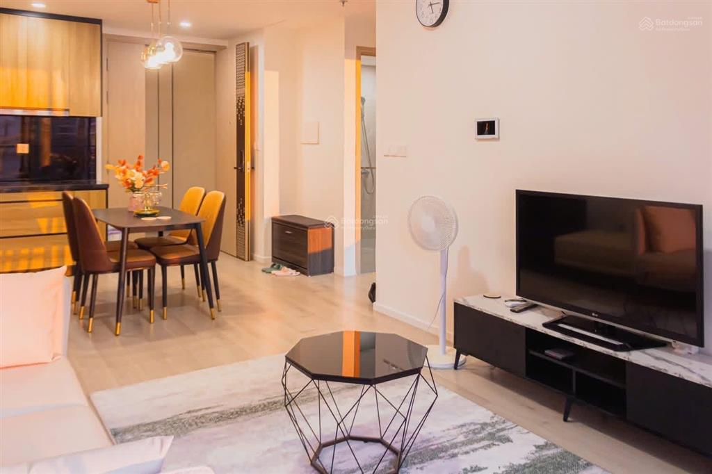 * giá hiếm nhất lumière chỉ 3,55 tỷ sở hữu ngay căn 1pn full nội thất! 54m2