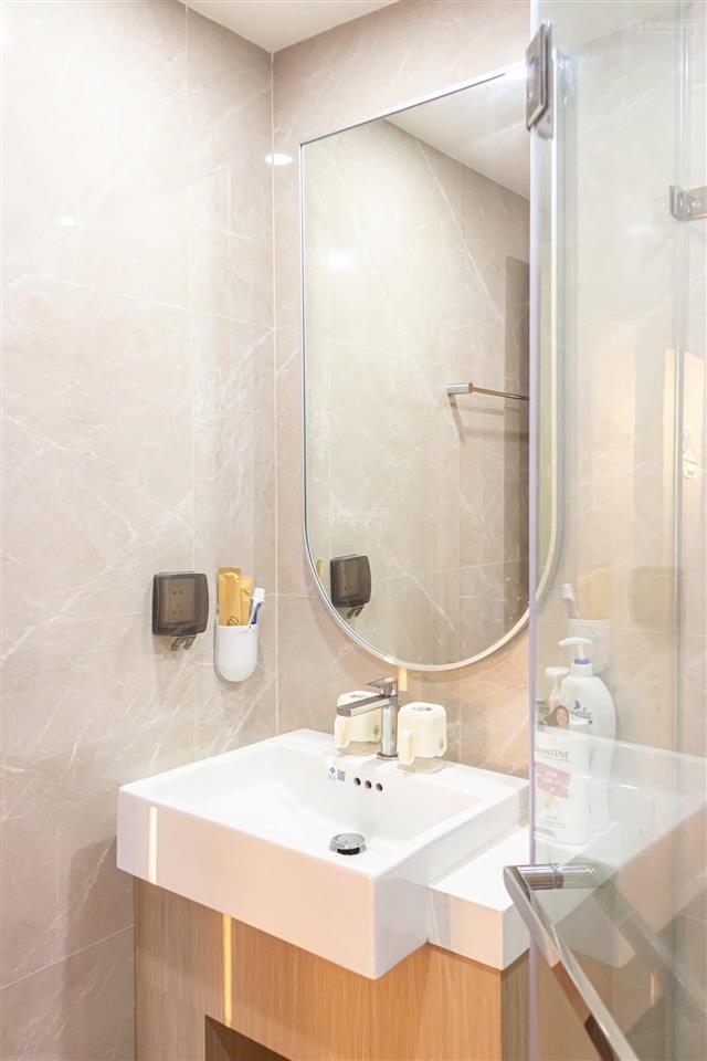 * giá hiếm nhất lumière chỉ 3,55 tỷ sở hữu ngay căn 1pn full nội thất! 54m2