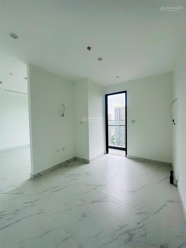 Giảm hơn 1,54 tỷ căn 3pn view triệu đô chỉ còn 4,9 tỷ. quỹ hàng trực tiếp cđt, số lượng cực hạn!
