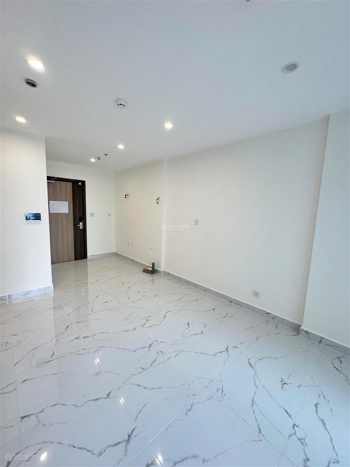 Giảm hơn 1,54 tỷ căn 3pn view triệu đô chỉ còn 4,9 tỷ. quỹ hàng trực tiếp cđt, số lượng cực hạn!