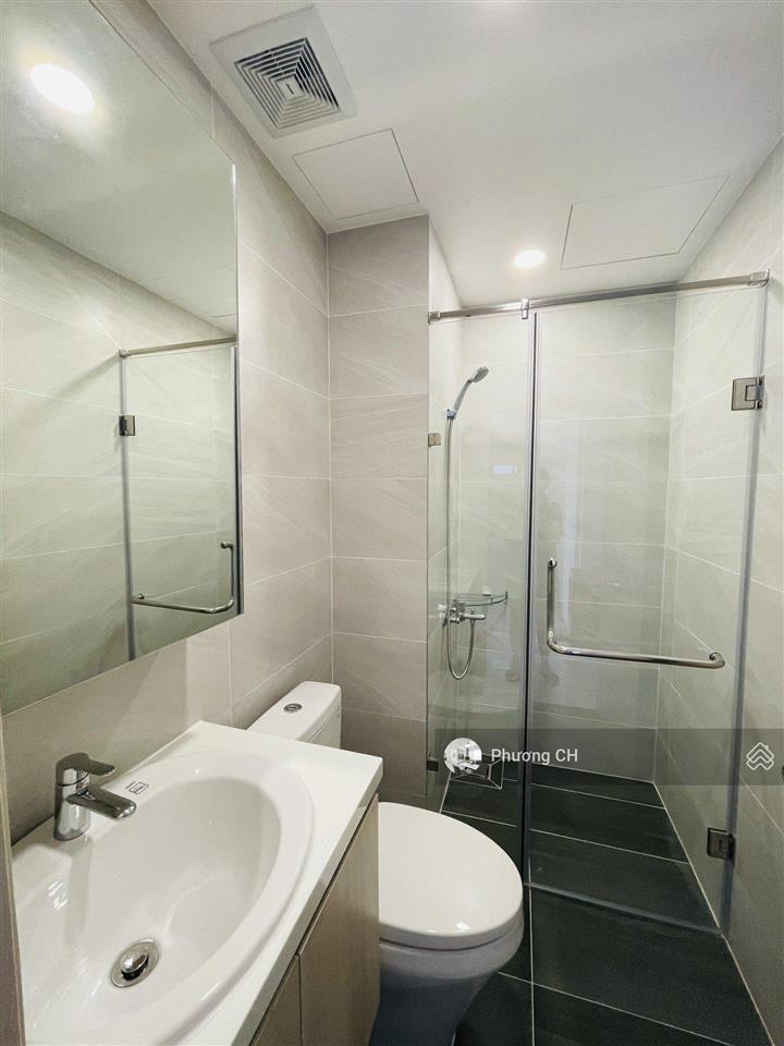 Bán cc lavita charm q. thủ đức, dt 67m2, gồm 2pn 2wc, giá 1 tỷ 740 tặng nội thất, pháp lý sạch