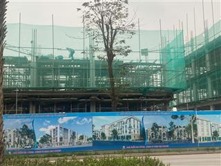 Bán căn liền kề đường 17m, hướng nam , gần hồ điều hòa , vị trí kinh doanh giá rẻ hơn thị trường